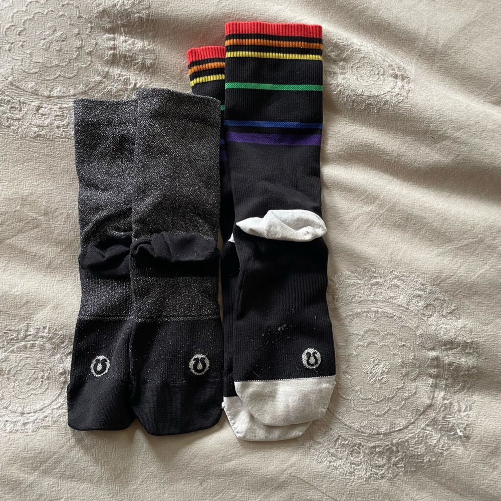 SALE‼️Luluemon sock bundle